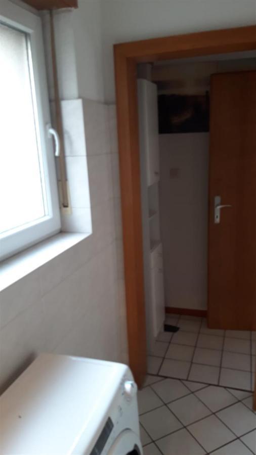 2 Zimmer Wohnungen K&K Unterkunft. Gbr ดุยส์บูร์ก ภายนอก รูปภาพ